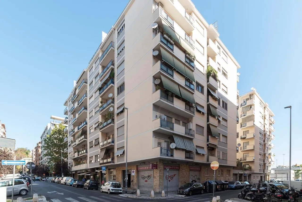 Cipro Apartment With Balconies Rome