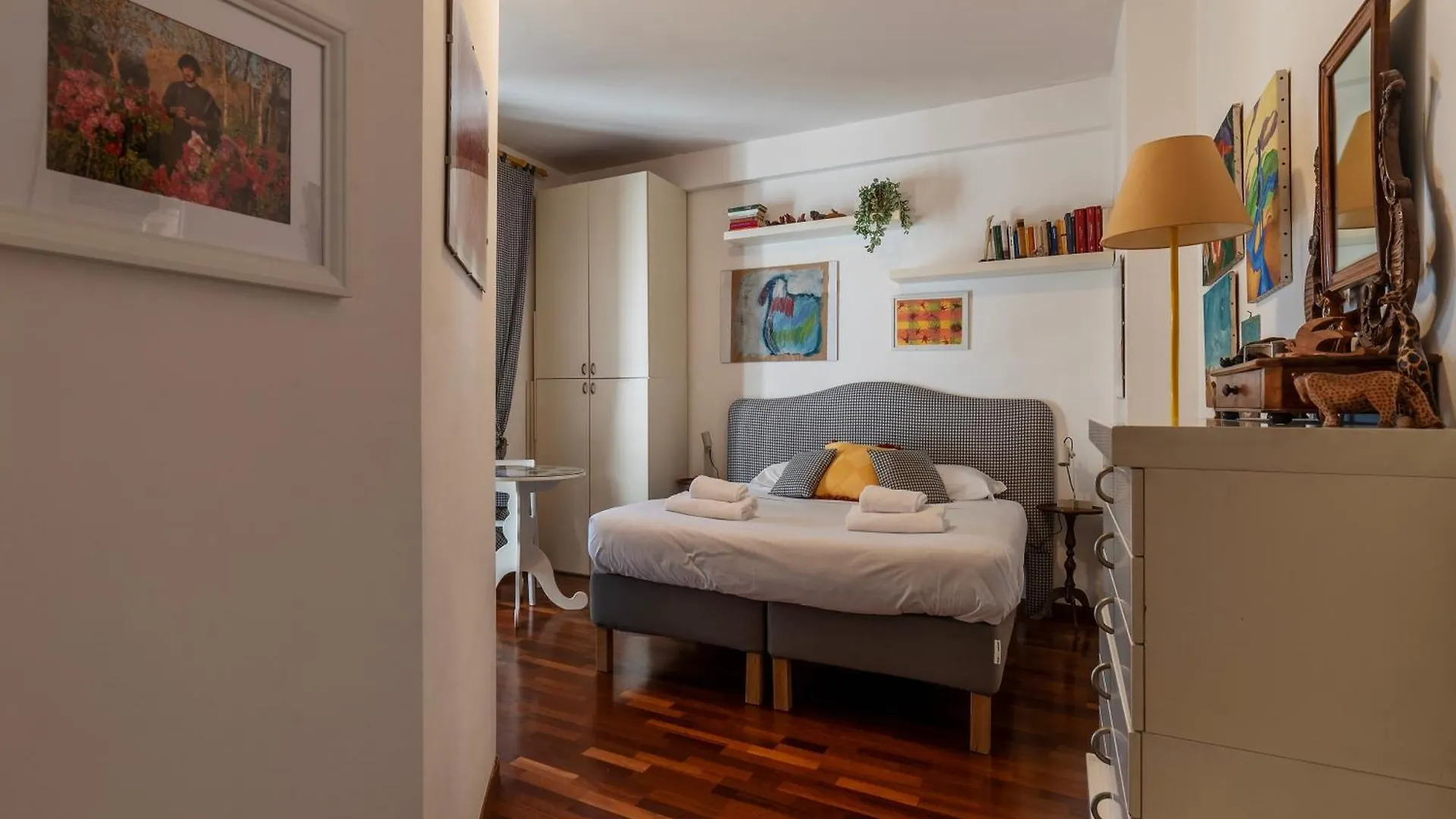 Cipro Apartment With Balconies Rome